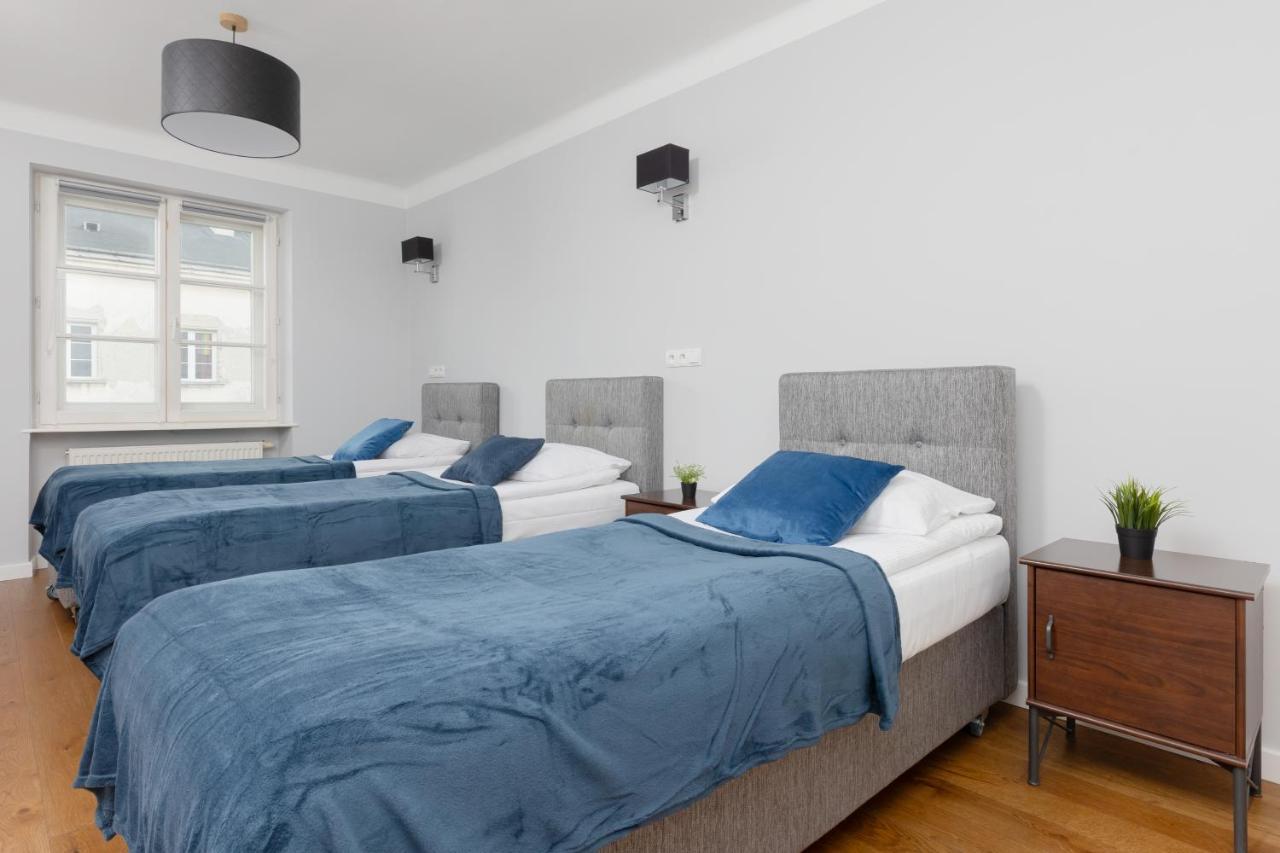 City Center Aparthotel Chmielna By Noclegi Renters Warsawa Bagian luar foto