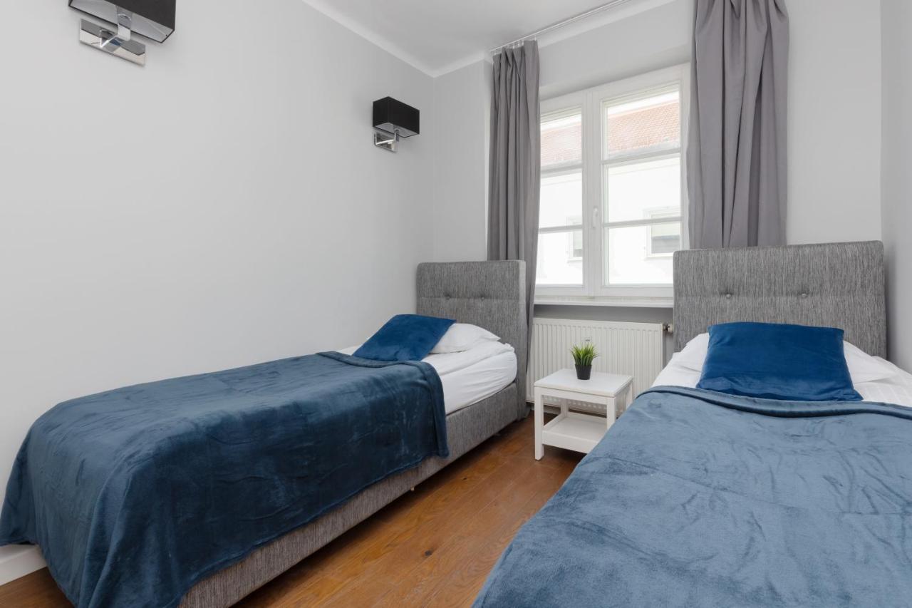 City Center Aparthotel Chmielna By Noclegi Renters Warsawa Bagian luar foto