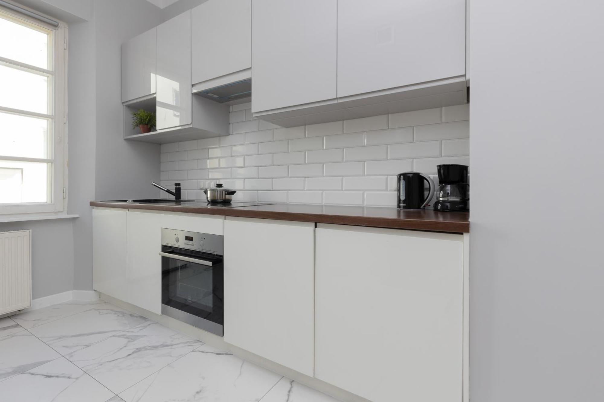 City Center Aparthotel Chmielna By Noclegi Renters Warsawa Bagian luar foto